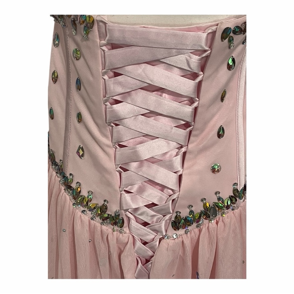 Elegant Pink Strapless Dress - Picture 5 of 9